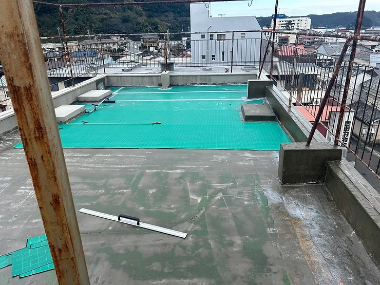 屋上防水（サラセーヌQV工法） QVシート張り